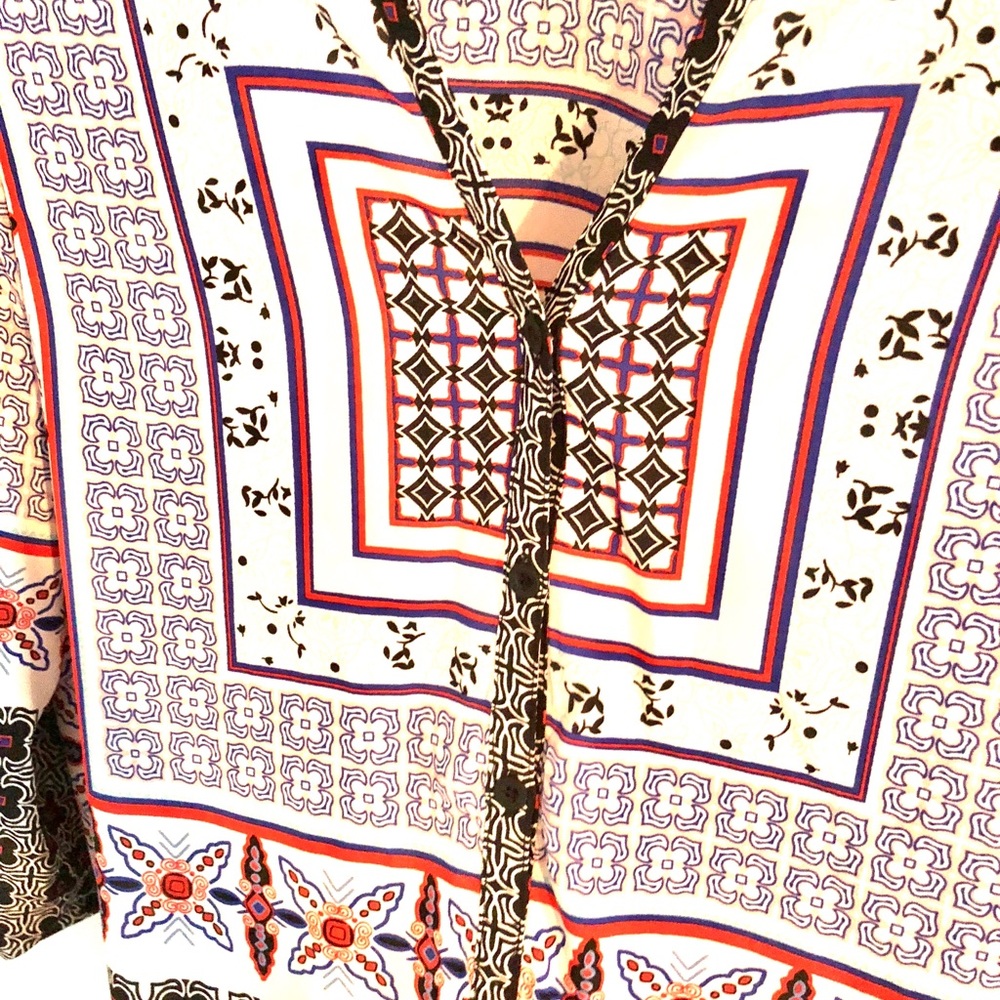 Boho-Inspired Patterned Blouse - Picture 2 of 3